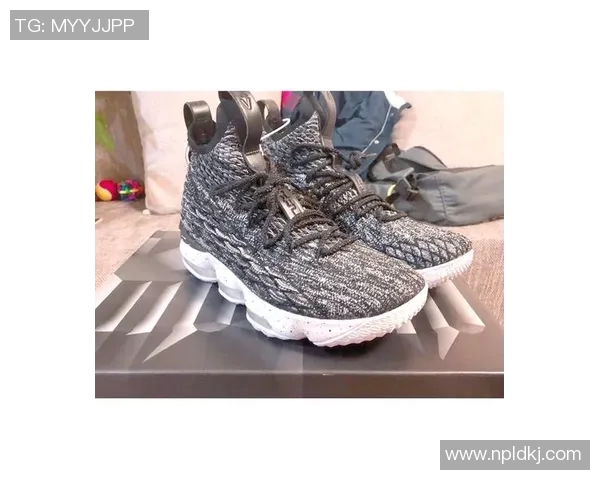 篮球装备选购指南:精选球鞋推荐助你提升场上表现 篮球装备选购指南:精选球鞋推荐助你提升场上表现