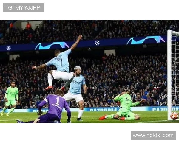 沙尔克与曼城激战正酣谁能在欧冠赛场上笑到最后