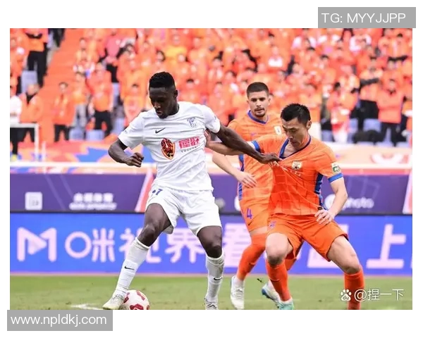 辽宁队与山东队激战正酣0607cba精彩对决引发球迷热议