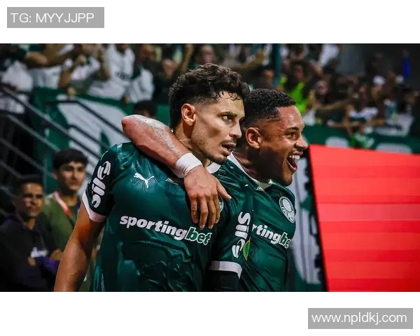 阿瓦伊主场迎战帕尔梅力争三分展现球队斗志与实力