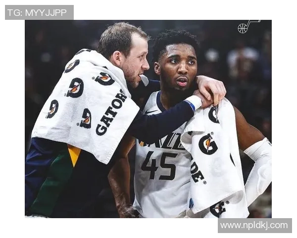 雷霆与爵士精彩对决直播安排及赛前分析22号不容错过