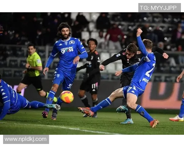 伯恩利与西布罗姆激战正酣精彩直播全程回顾与分析