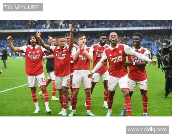 哈德斯菲与阿森纳激战在即谁能在英超赛场上笑到最后