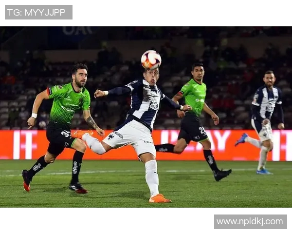 芬超古比斯迎战瓦萨两队争夺关键三分的激烈对决