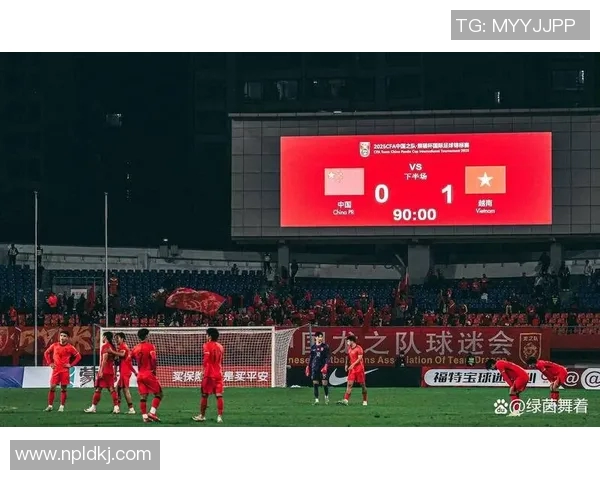 越南U22队迎战文莱队全力争胜展现青春风采与竞技实力 越南U22队迎战文莱队全力争胜展现青春风采与竞技实力