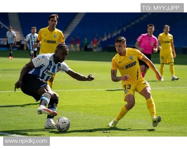 马拉加与多特蒙德比赛结果引发争议令人质疑真实性与公正性 马拉加与多特蒙德比赛结果引发争议令人质疑真实性与公正性