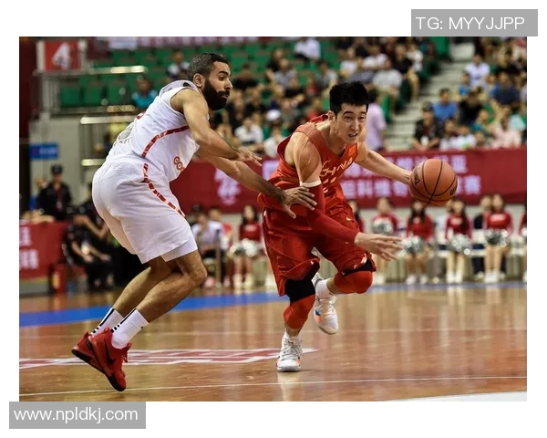 男篮红队迎战突尼斯展现实力期待精彩对决与胜利荣耀 男篮红队迎战突尼斯展现实力期待精彩对决与胜利荣耀