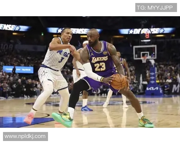 魔术篮球明星的传奇之路与精彩瞬间揭秘